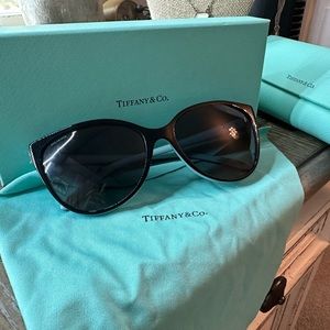 Tiffany & Co. Black Turquoise Cat-Eye Grey polarized lens sunglasses